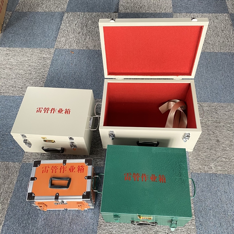 古蔺爆破工程作业箱如何选择？玻璃钢与传统材质的全面对比